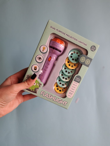 چراغ قوه ی پروژکتوری ۶ اسلاید